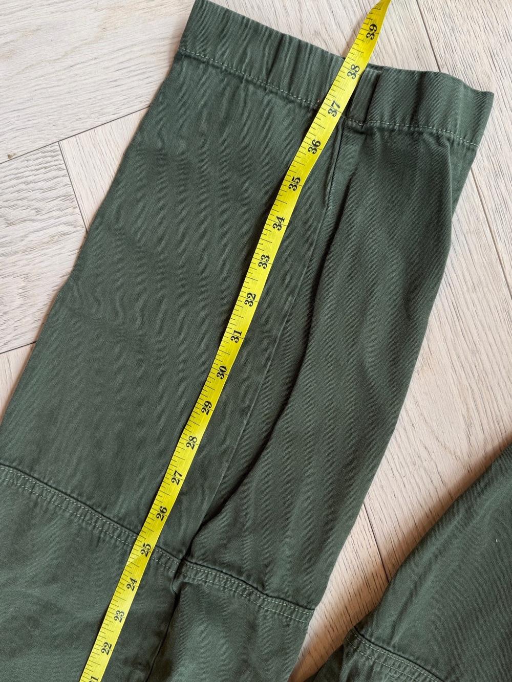Aritzia Wilfred Free Nova High Waist Cargo Paperbag Pants in Olive Colour Size 2 - Picture 8 of 13